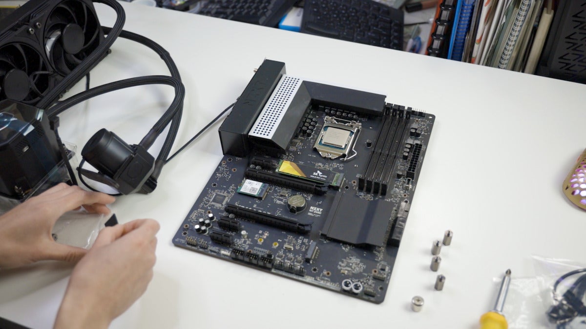 cooler master ML360 sub-zero AIO cooler installation on motherboard