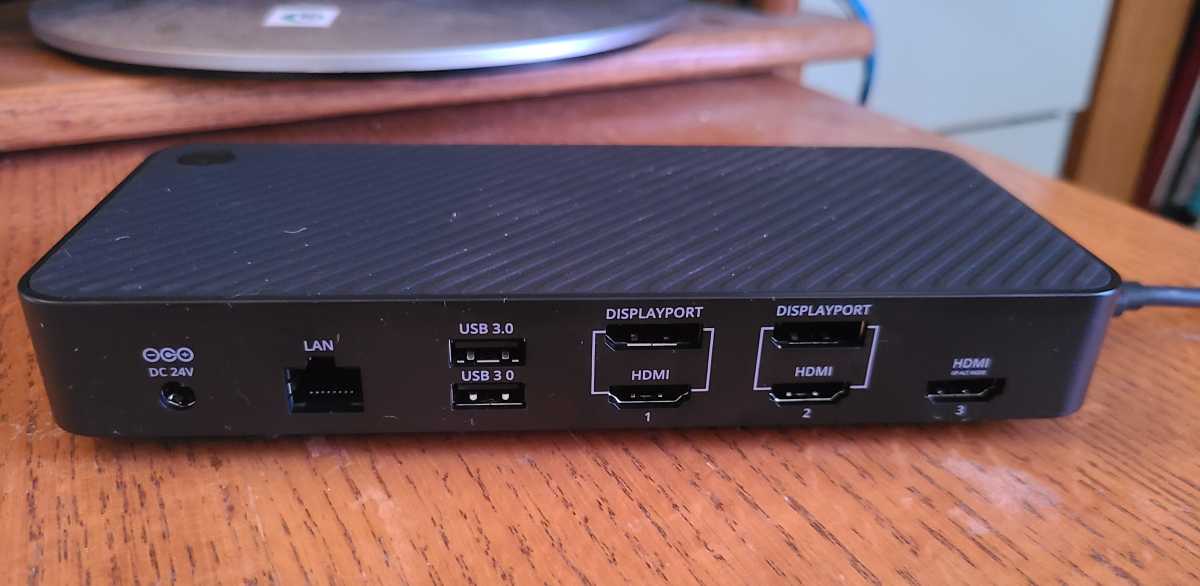 VisionTek VT7000 Triple 4K Display Dock