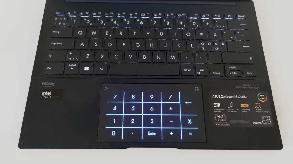 Asus Zenbook 14 Oled UX3405MA tangentbord