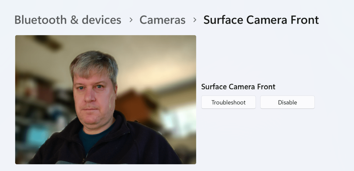 Microsoft Surface Pro 9 (5G) webcam Windows Studio Effects blur