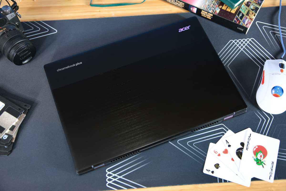 Acer Chromebook Plus 516 GE design