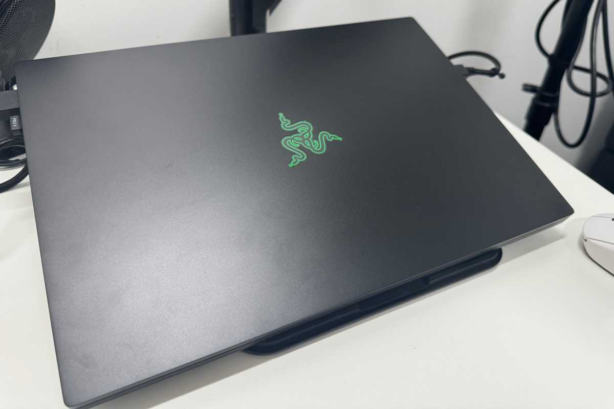 Razer Blade 16 elevated with a laptop stand